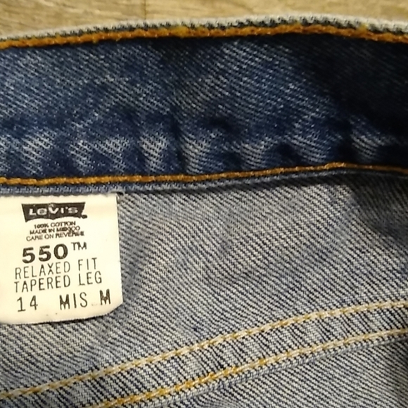 Levi's Vintage 550 High Waisted Mom Jeans 14 - Picture 5 of 5